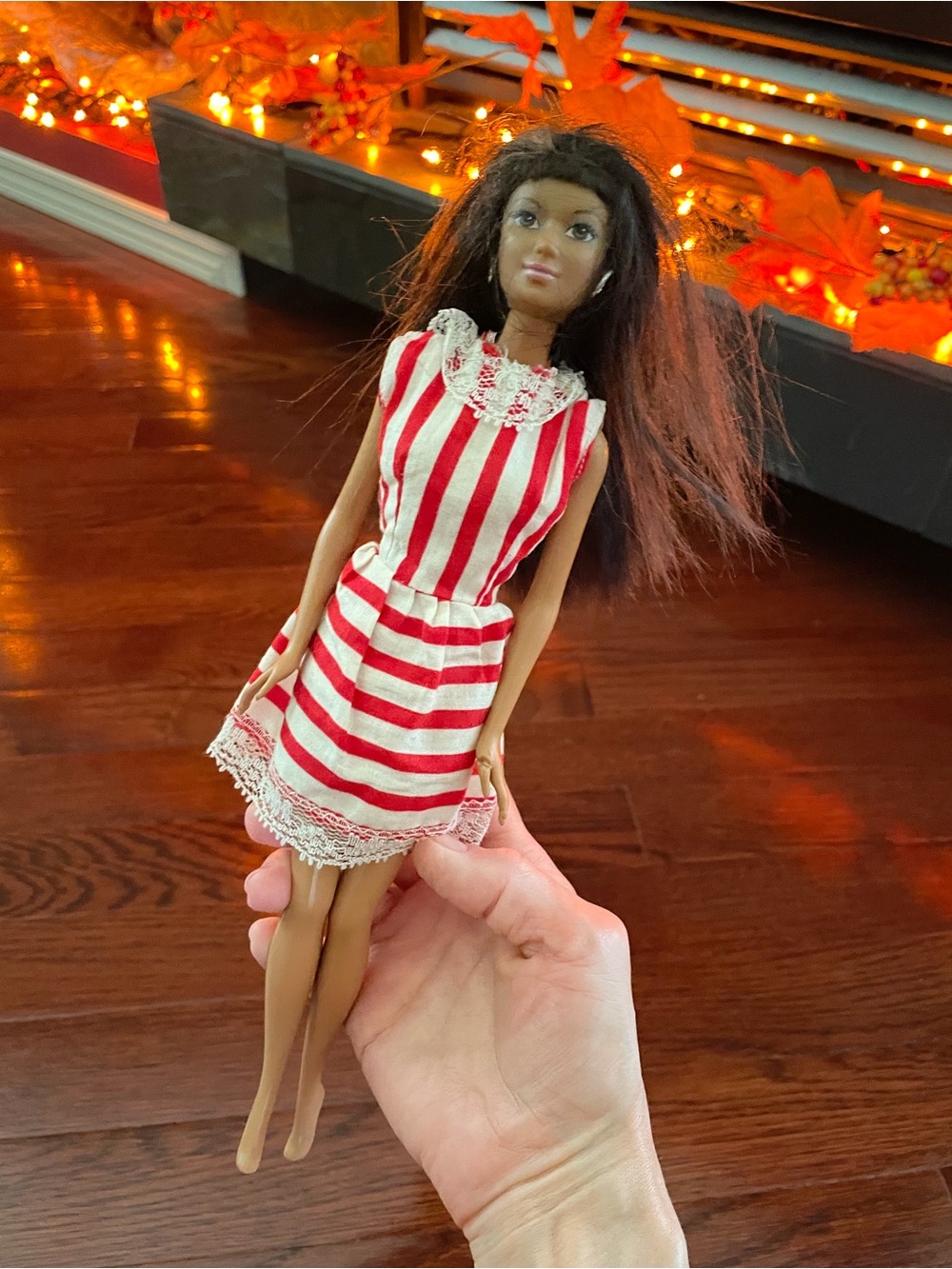 Barbie Doll (Mattel 2000 imprint at back)
